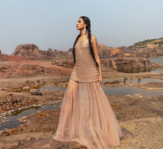 How To Dress Fashionably For Rakhi With Contemporary Outfits | Nandita ...